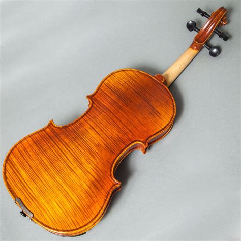 Gorgeous Suzuki Violin, bow, wax, and carry case for sale. . Used violins for sale near me